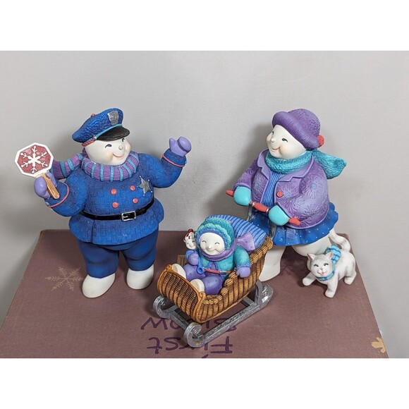 First Snow Wonderland Walk Snowman Demdaco Figurine Policeman Mother, Child, Cat - Picture 1 of 9